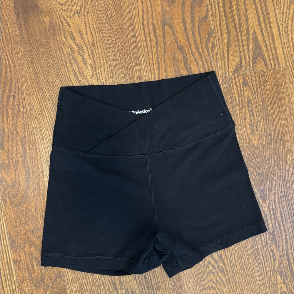 Black Aritzia Cross Waist High Rise 3 Inch Biker Shorts